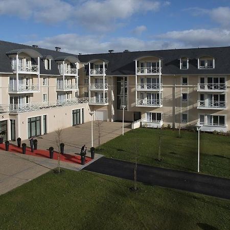 Domitys Le Carrousel Aparthotel Cabourg Kültér fotó